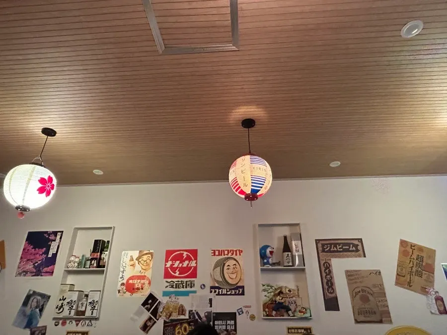 Interior with the feel of a small Japanese izakaya