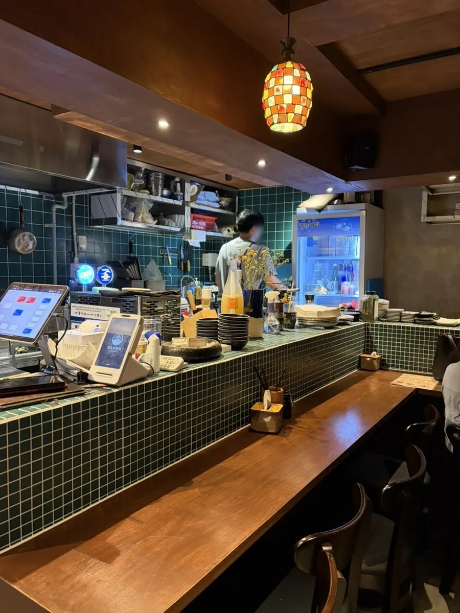 카켄 매장 내부 좌석 풍경