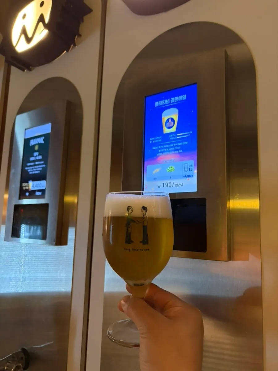 셀프 생맥주 코너와 잔