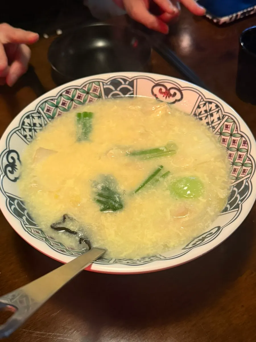 Crab-and-egg soup with a soft broth