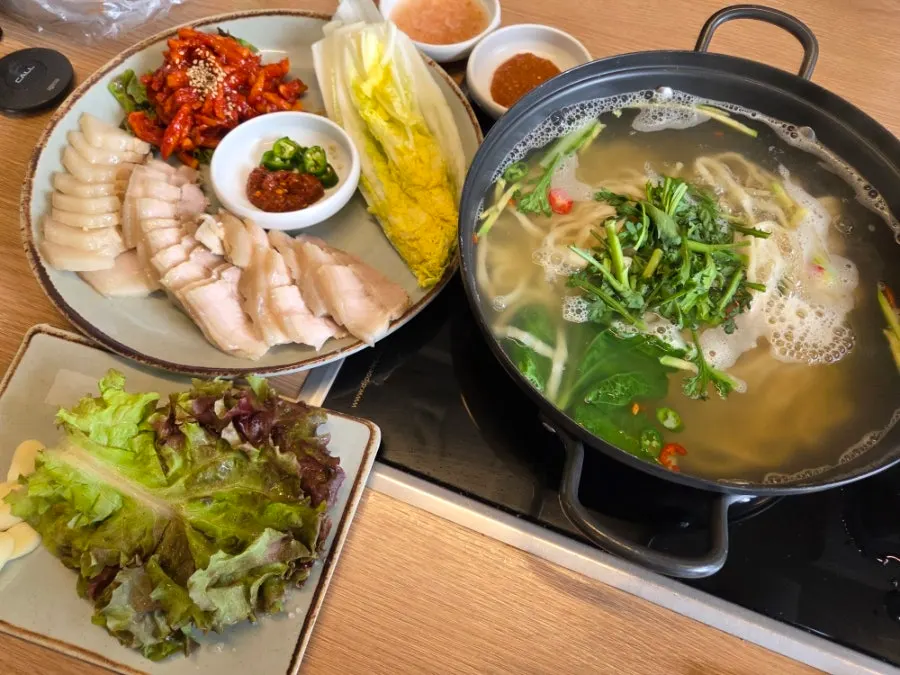 청운보쌈 당산점 토요일 점심 식사