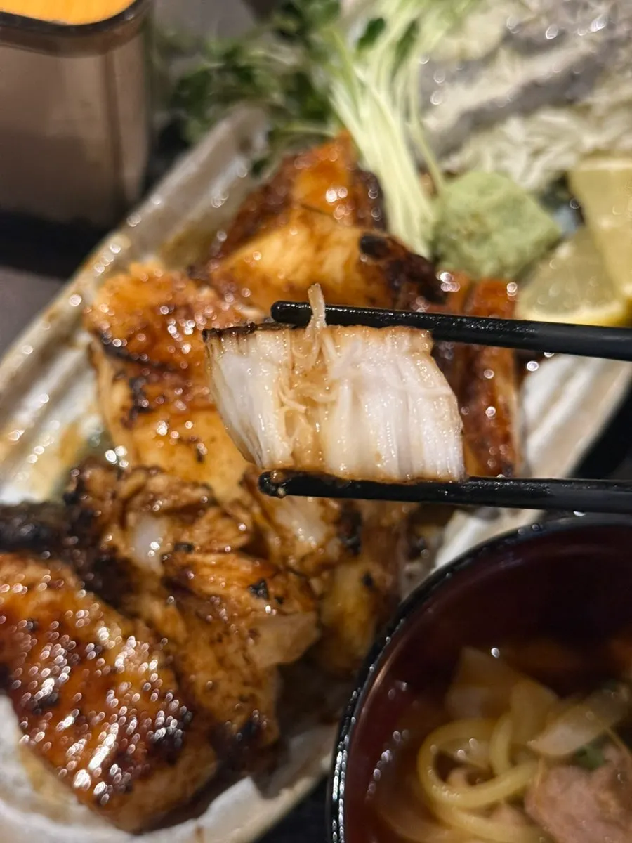 촉촉한 메로 살과 양념 관련 사진
