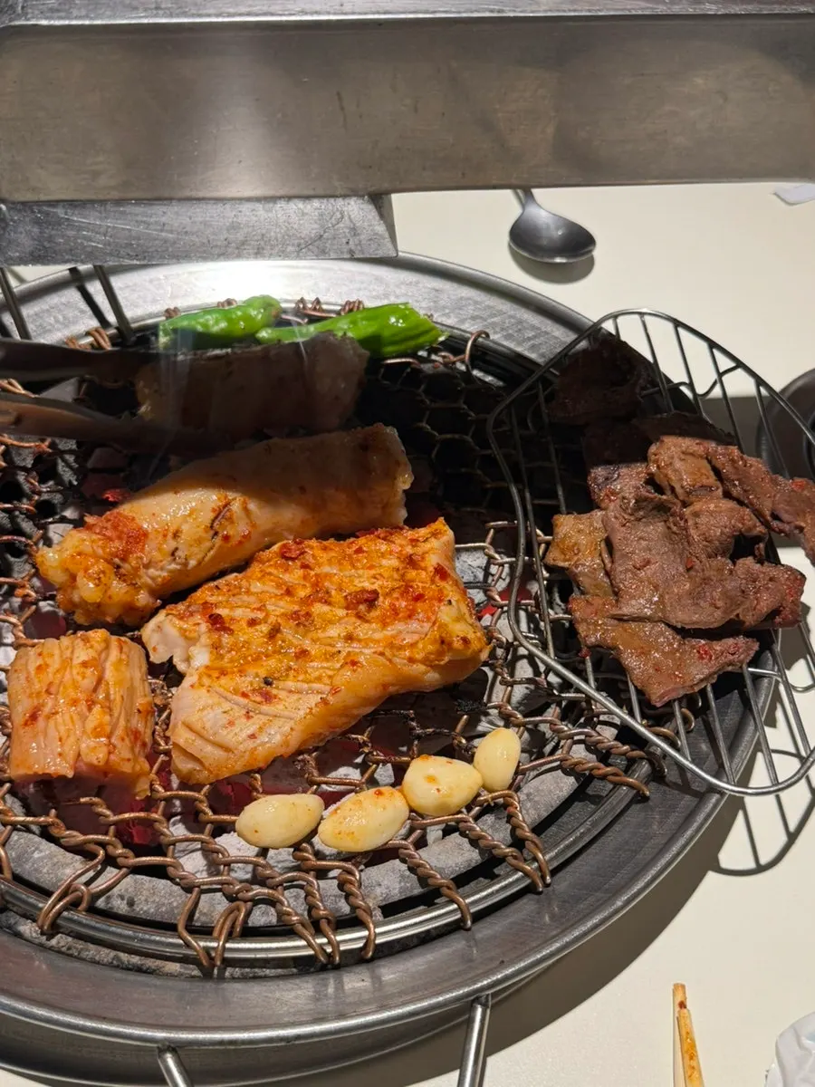 Seasoned grilled beef heart ready to eat