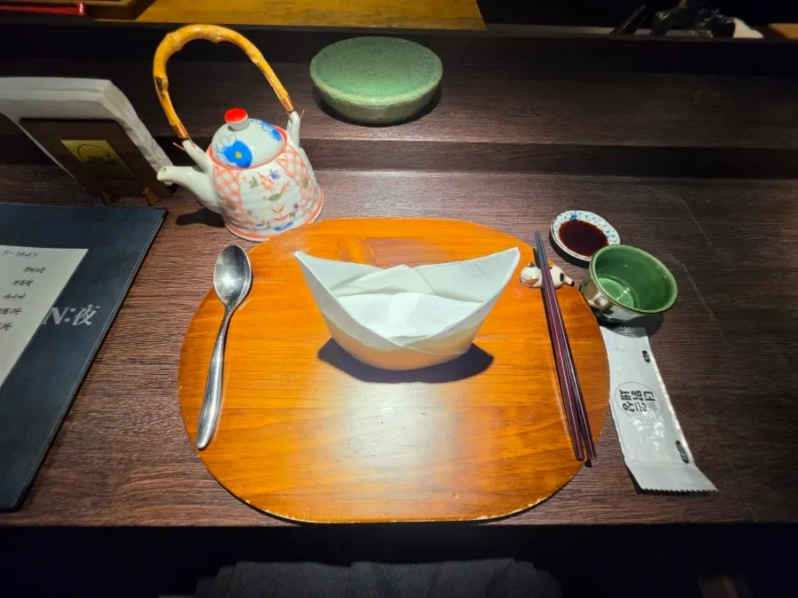 Oolong tea served before Danya's dinner course