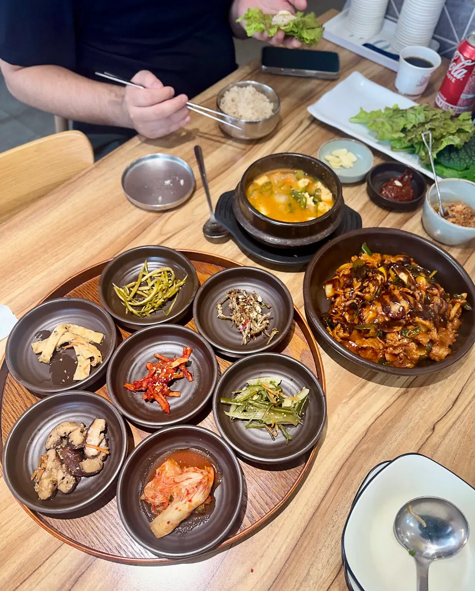 따끈한 된장찌개 한 그릇