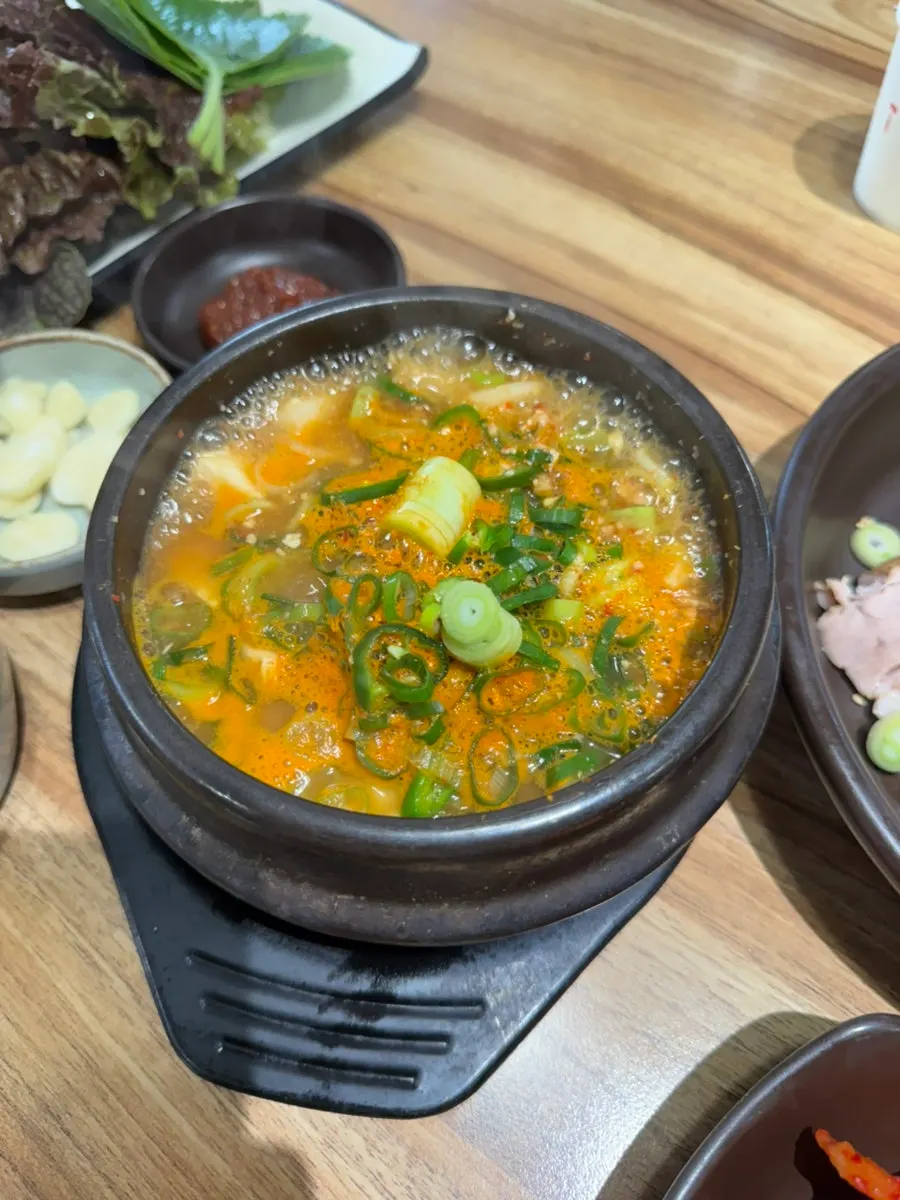 매콤달콤한 흑마늘오징어볶음