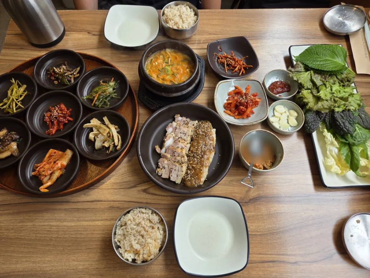 단양흑마늘쌈밥 흑마늘수육쌈밥 대표 사진