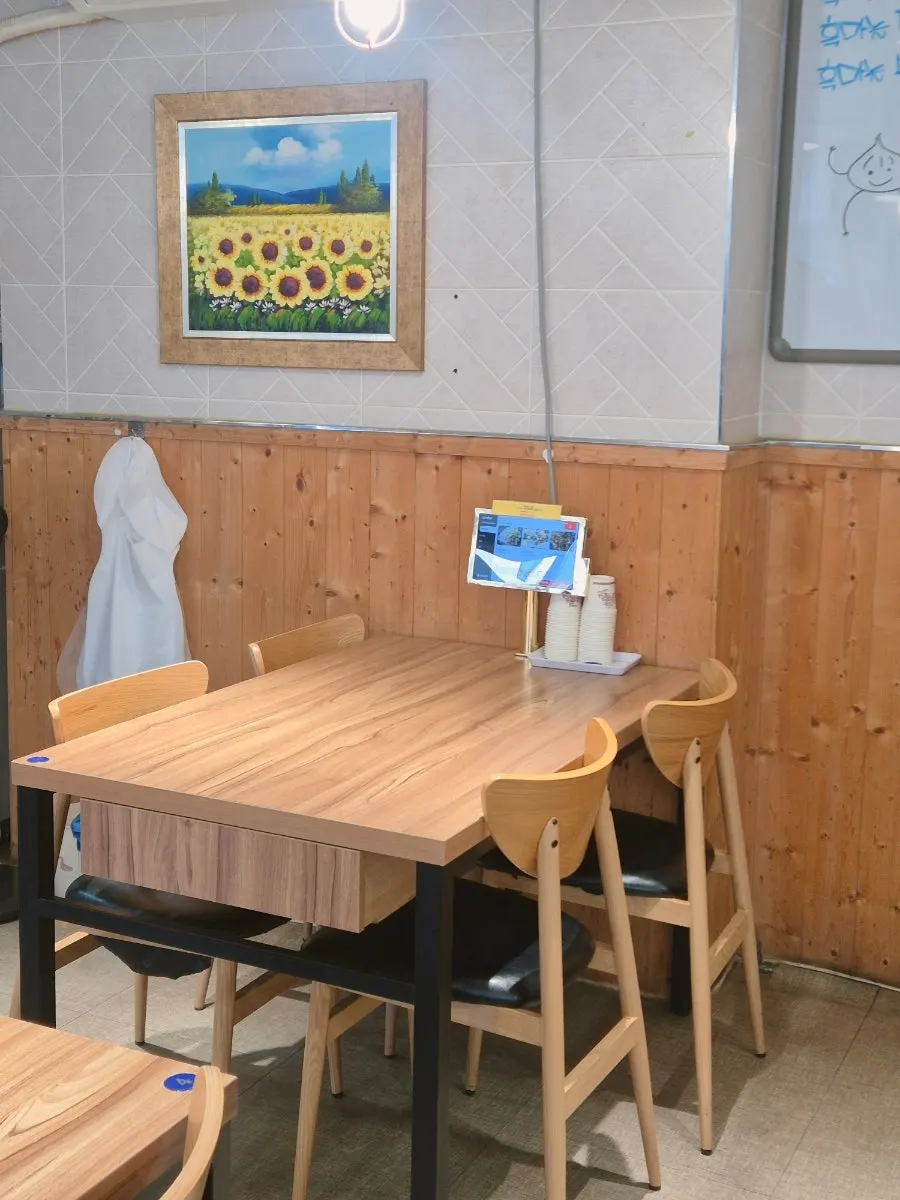 Black garlic menu board at Danyang Heukmaneul Ssambap