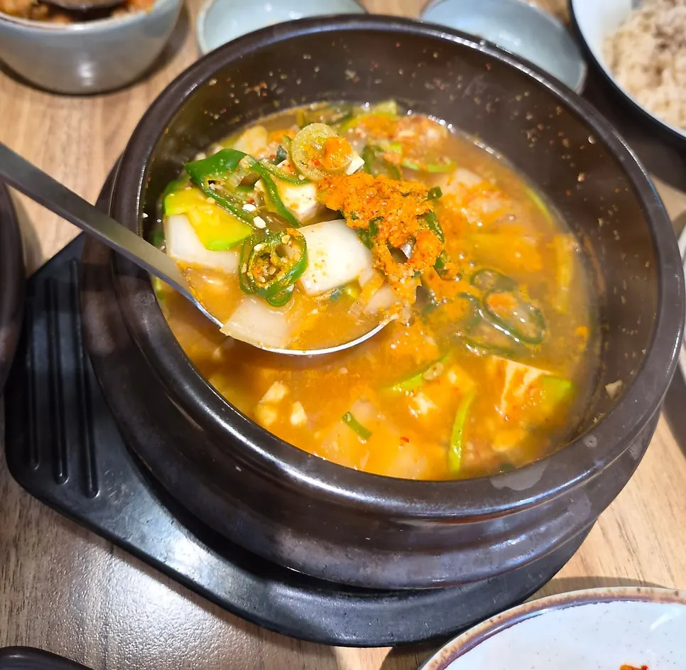 꽃게가 들어간 된장찌개