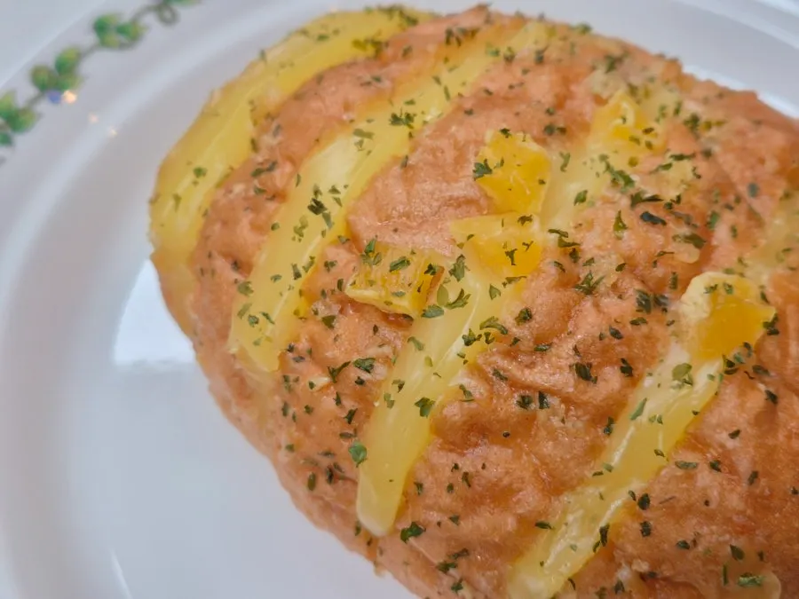 흑마늘 크림치즈 마늘빵 속 크림