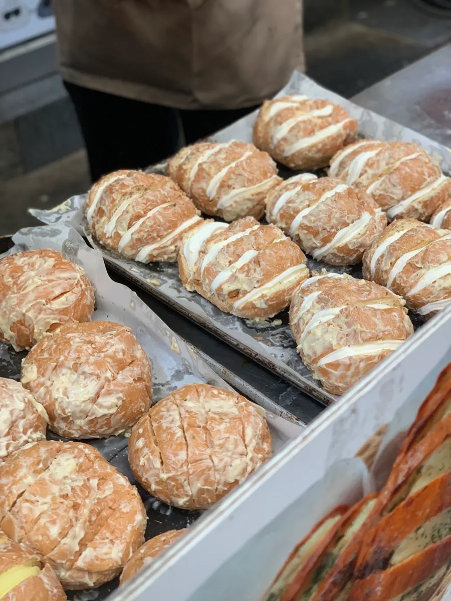 Danppang Bakery 4-flavor garlic bread assortment set