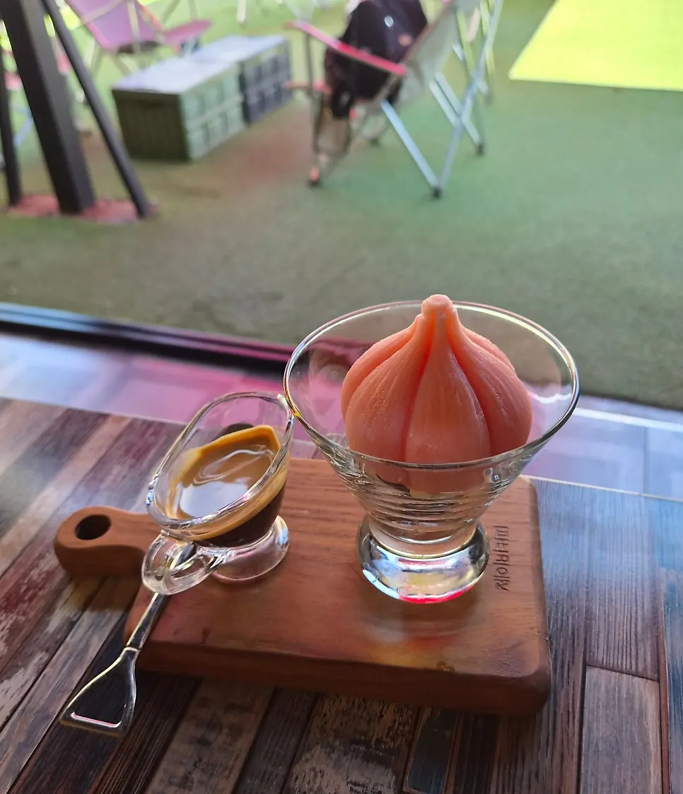 바나나 멜론 딸기맛 디저트