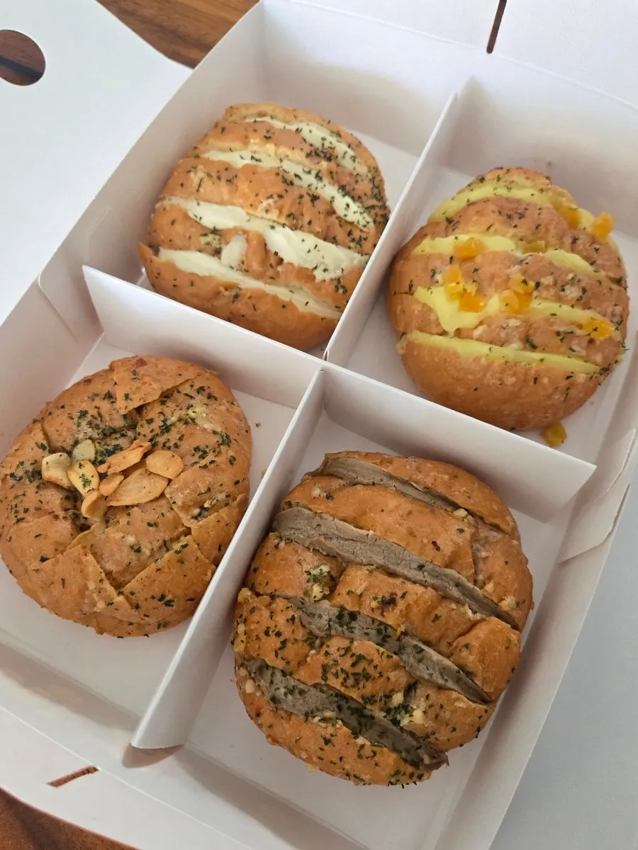 Boxed cream cheese garlic bread gift set