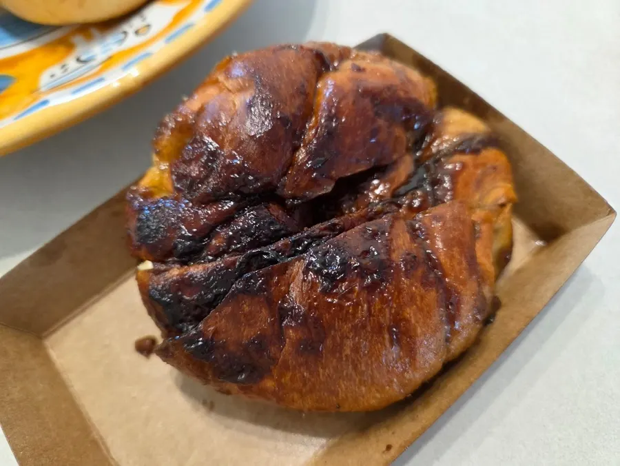 단양특산품 마늘 소금빵 한 개