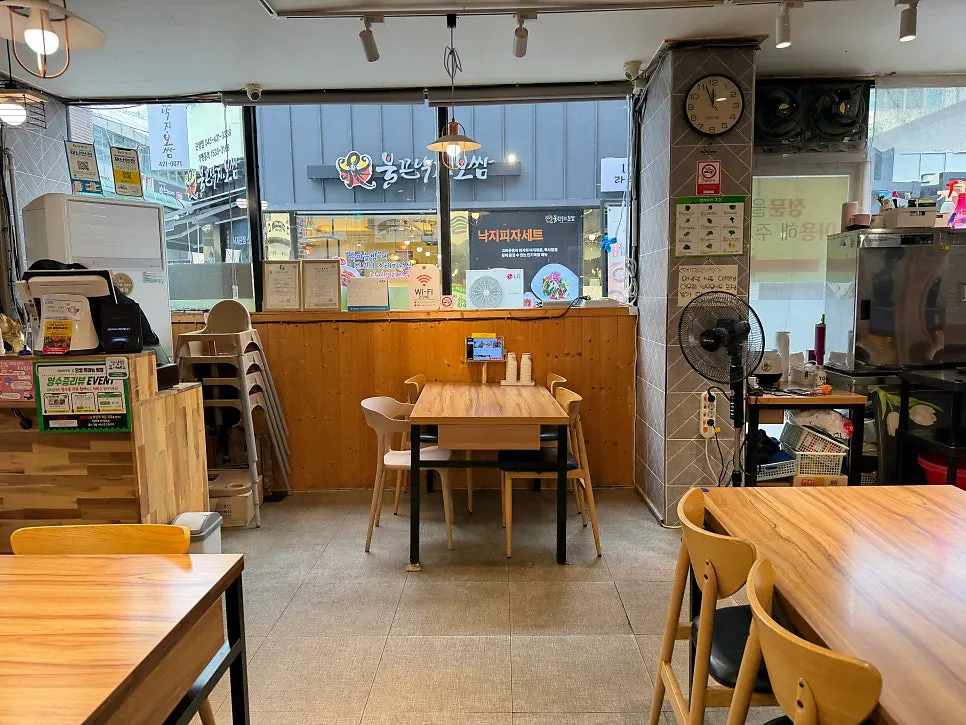 Closing photo of the ssambap table at Danyang Heukmaneul Ssambap