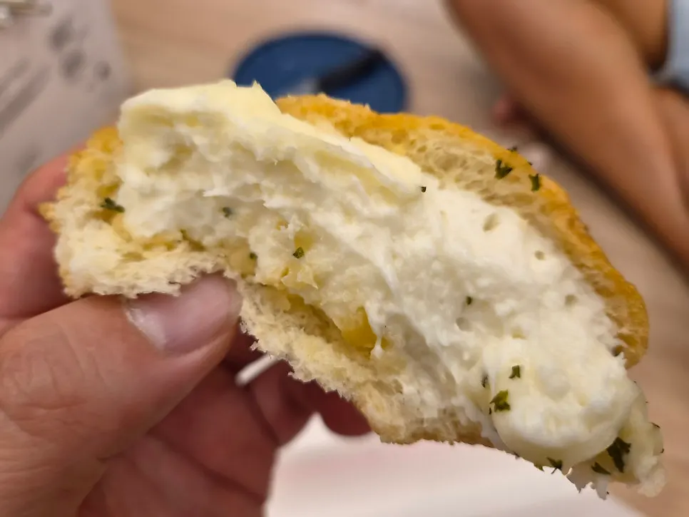 기본 크림치즈맛 마늘빵