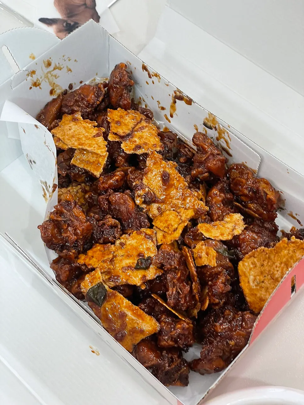 甘辛の組み合わせで食べるタッカンジョンと焼きそば