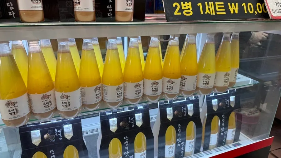 Black garlic makgeolli sold at the shop