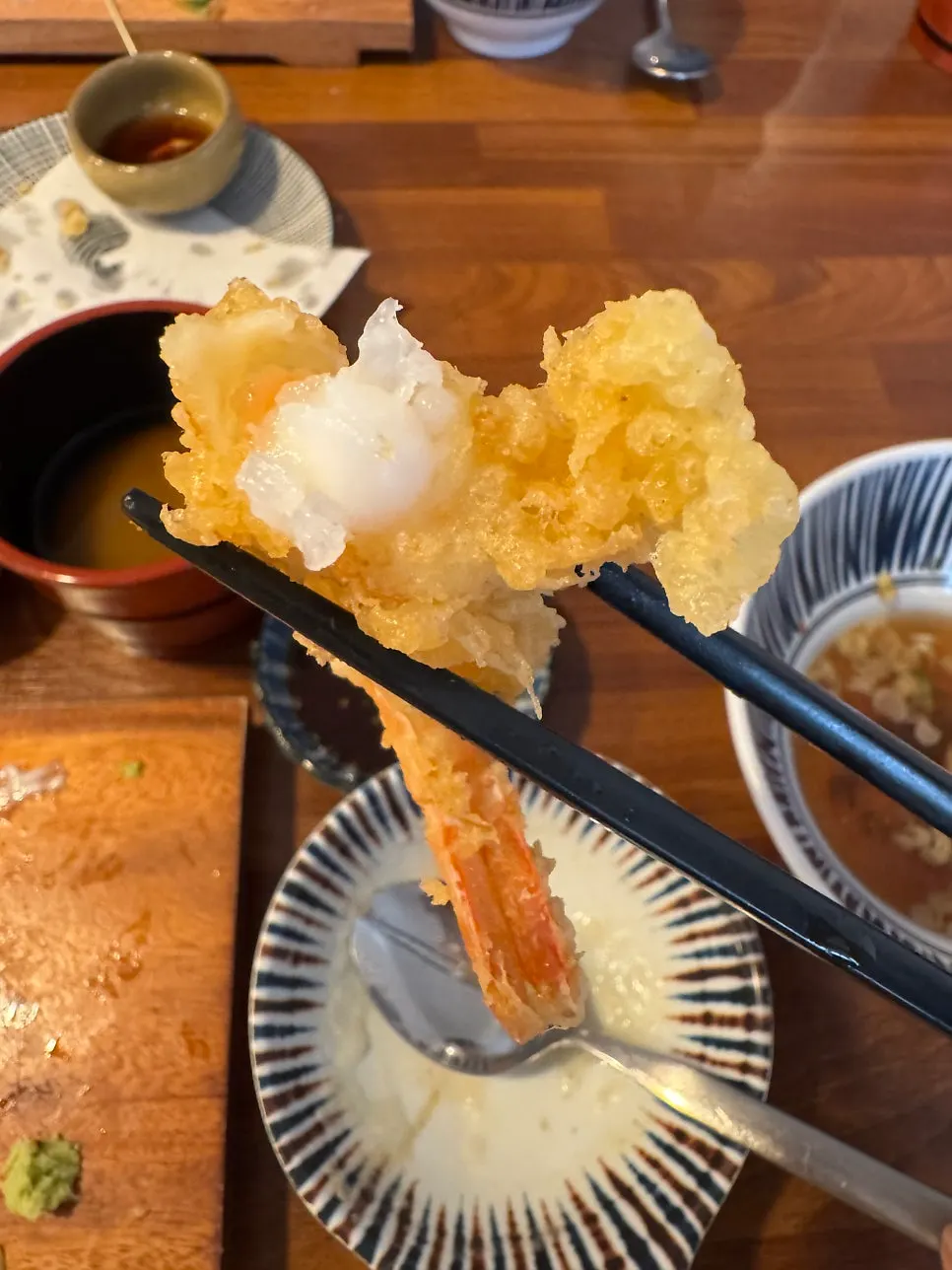 Freshly fried, plump shrimp tempura