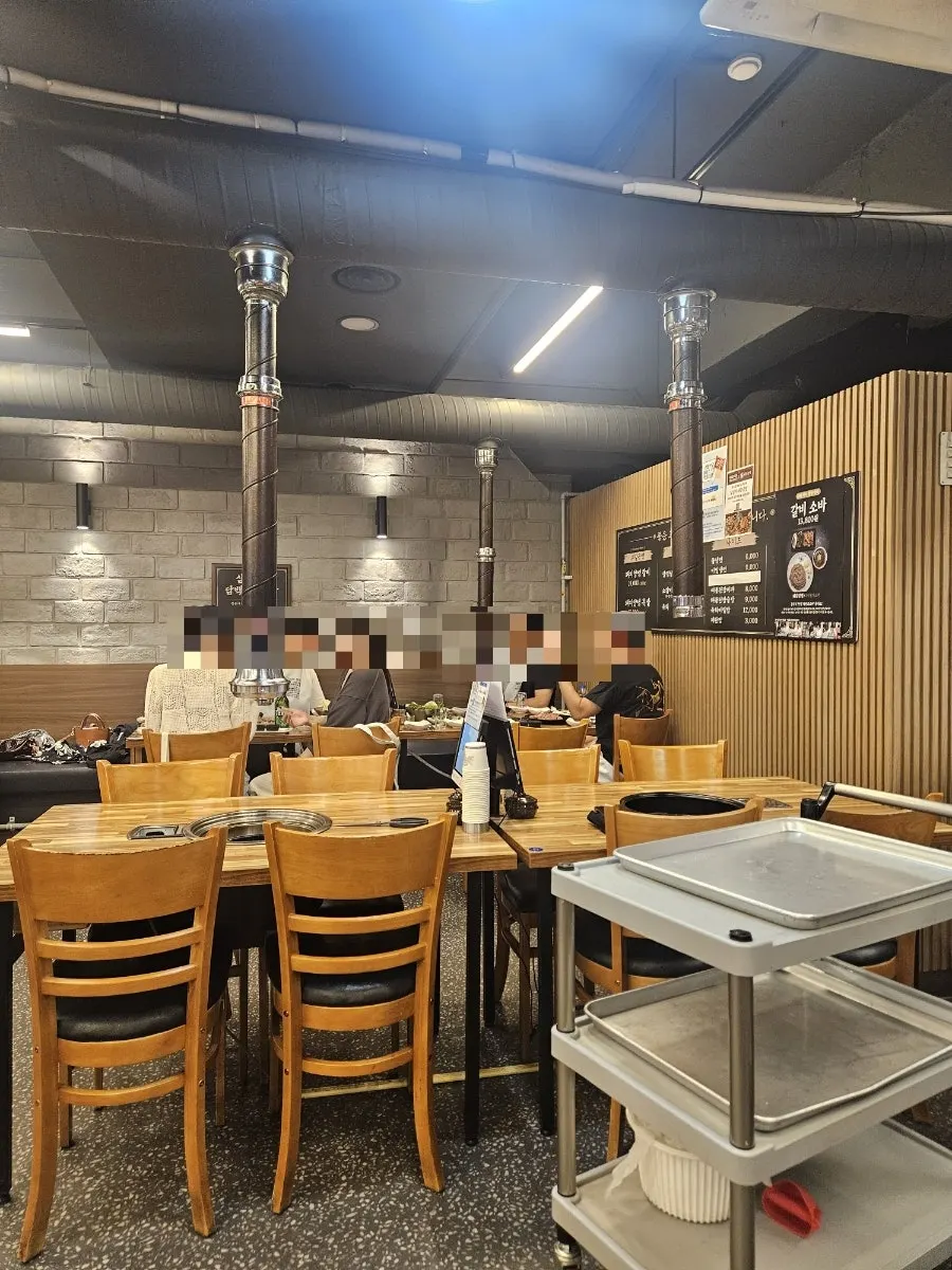 마지막 남은 돼지양념갈비 몇 점