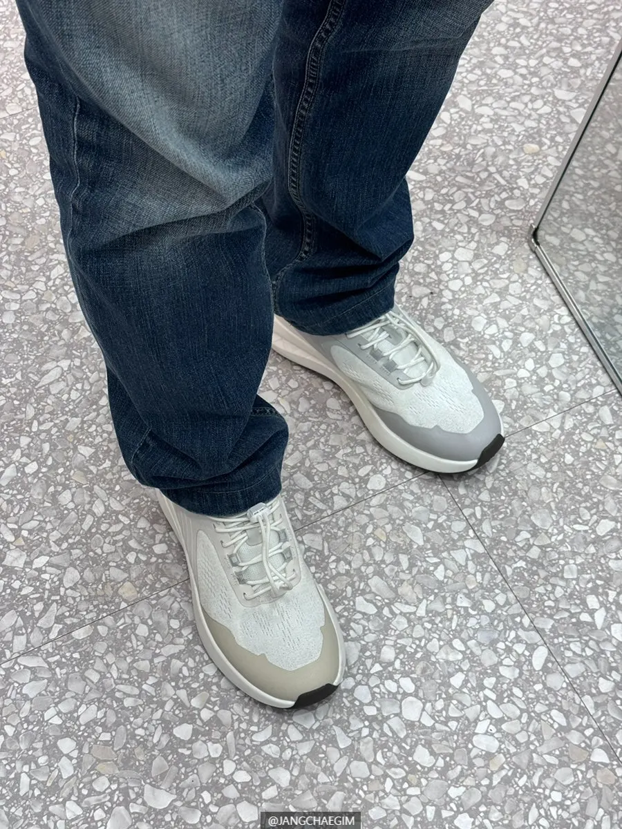 Comparing BR-001 Gray and Beige colorways