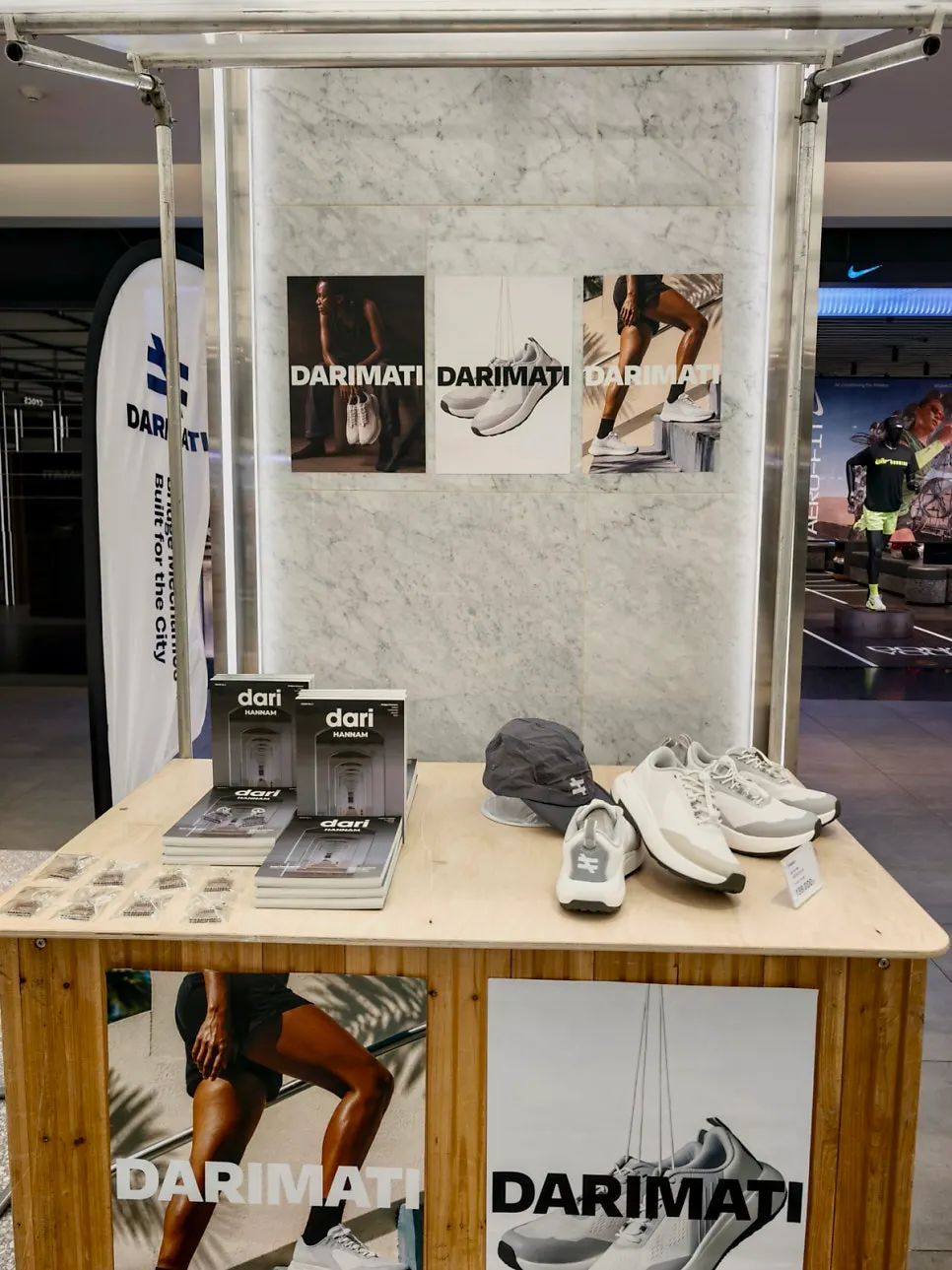 DARIMATI display featuring its urban running philosophy