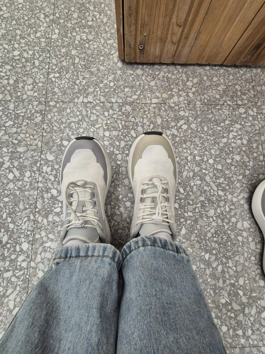 BR-001 running shoe while deciding between colors