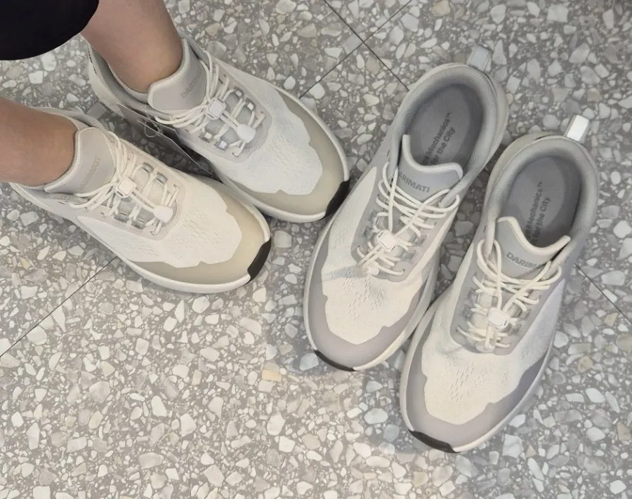 BR-001 shoes arranged by size
