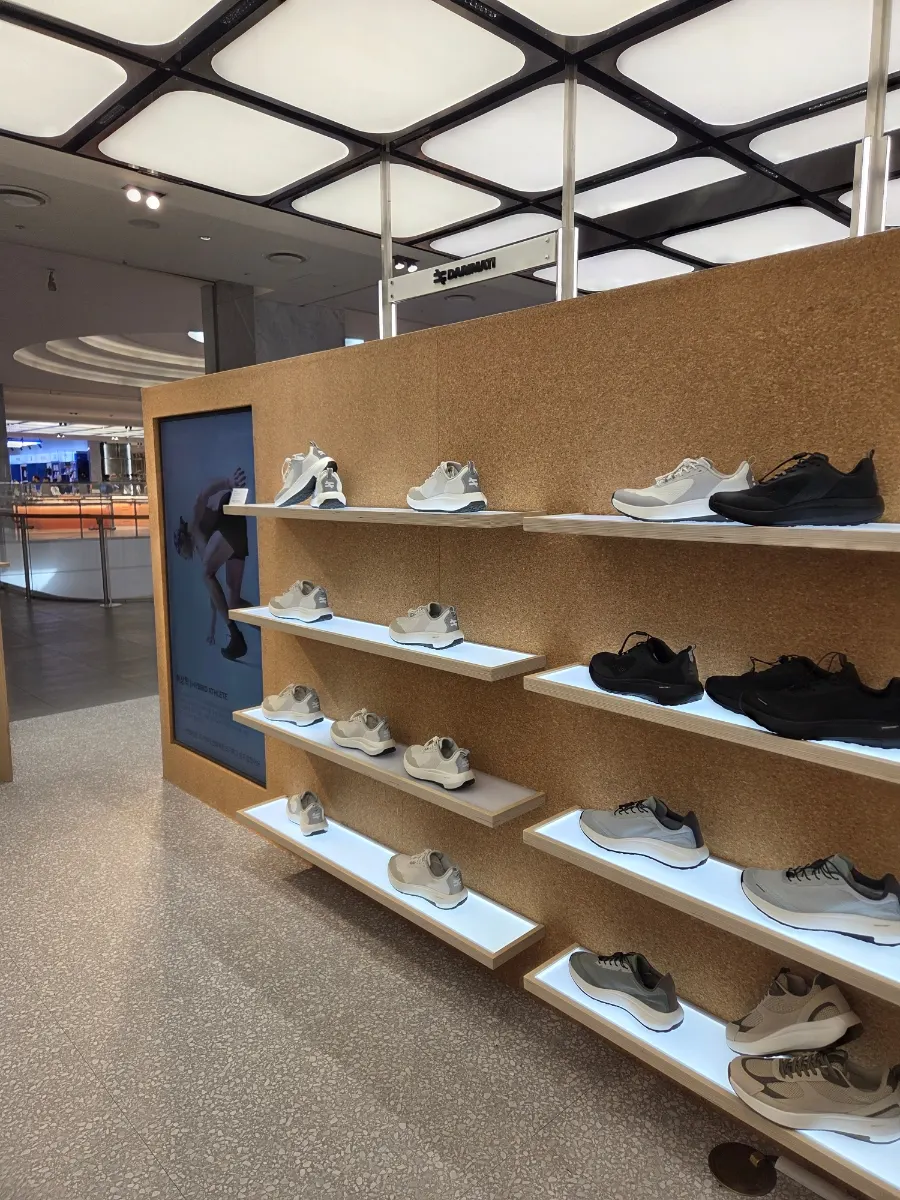 BR-001 shoes displayed by size at the pop-up