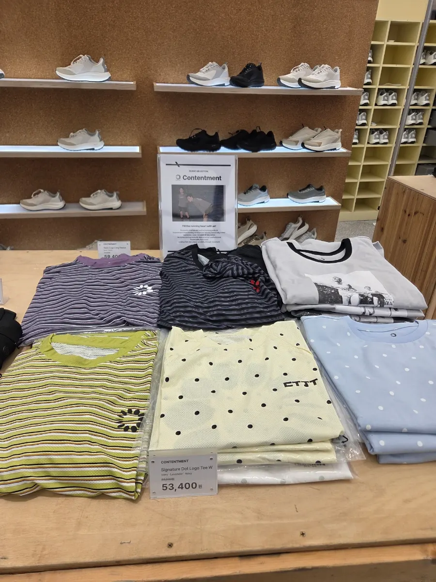 Shoe bags and other running gear sold at the pop-up