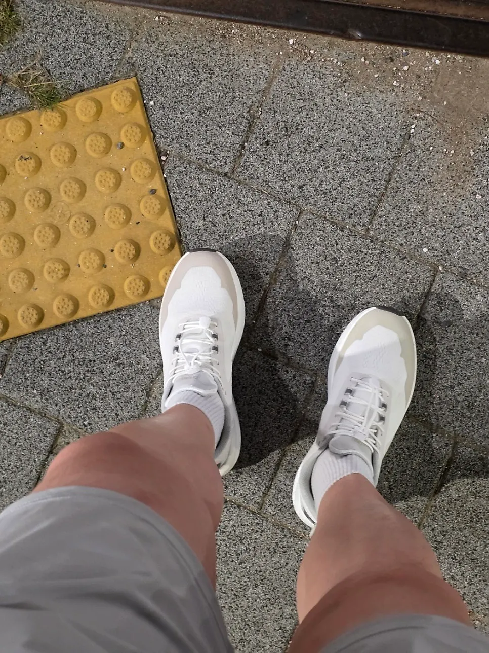 Night running course along Tancheon Stream in Pangyo