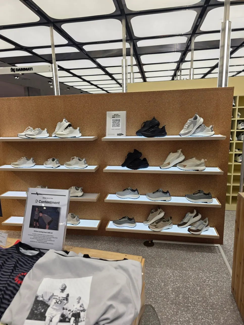 韩国本土混合型城市跑鞋品牌DARIMATI介绍空间
