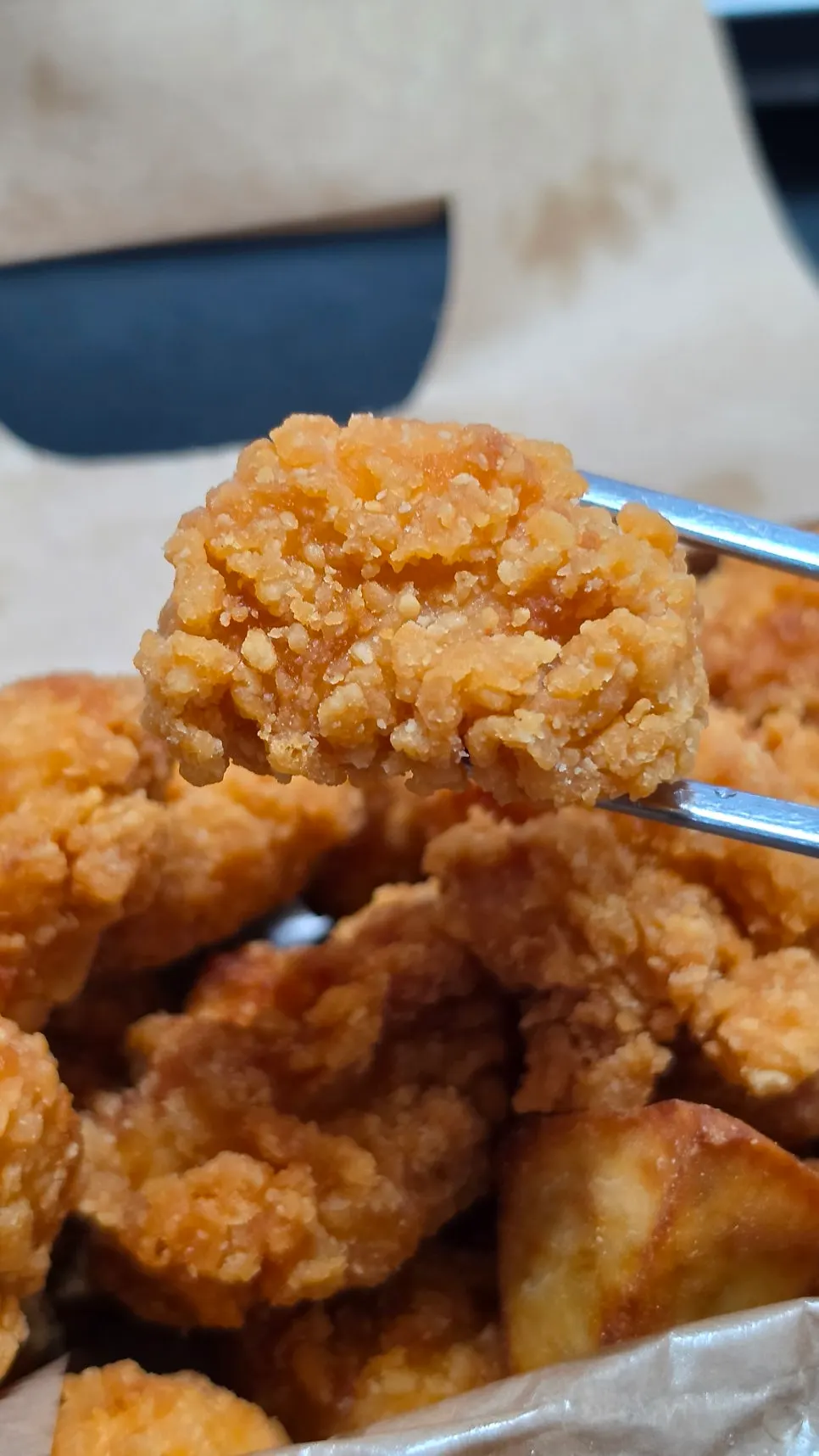 Close-up of freshly fried boneless chicken