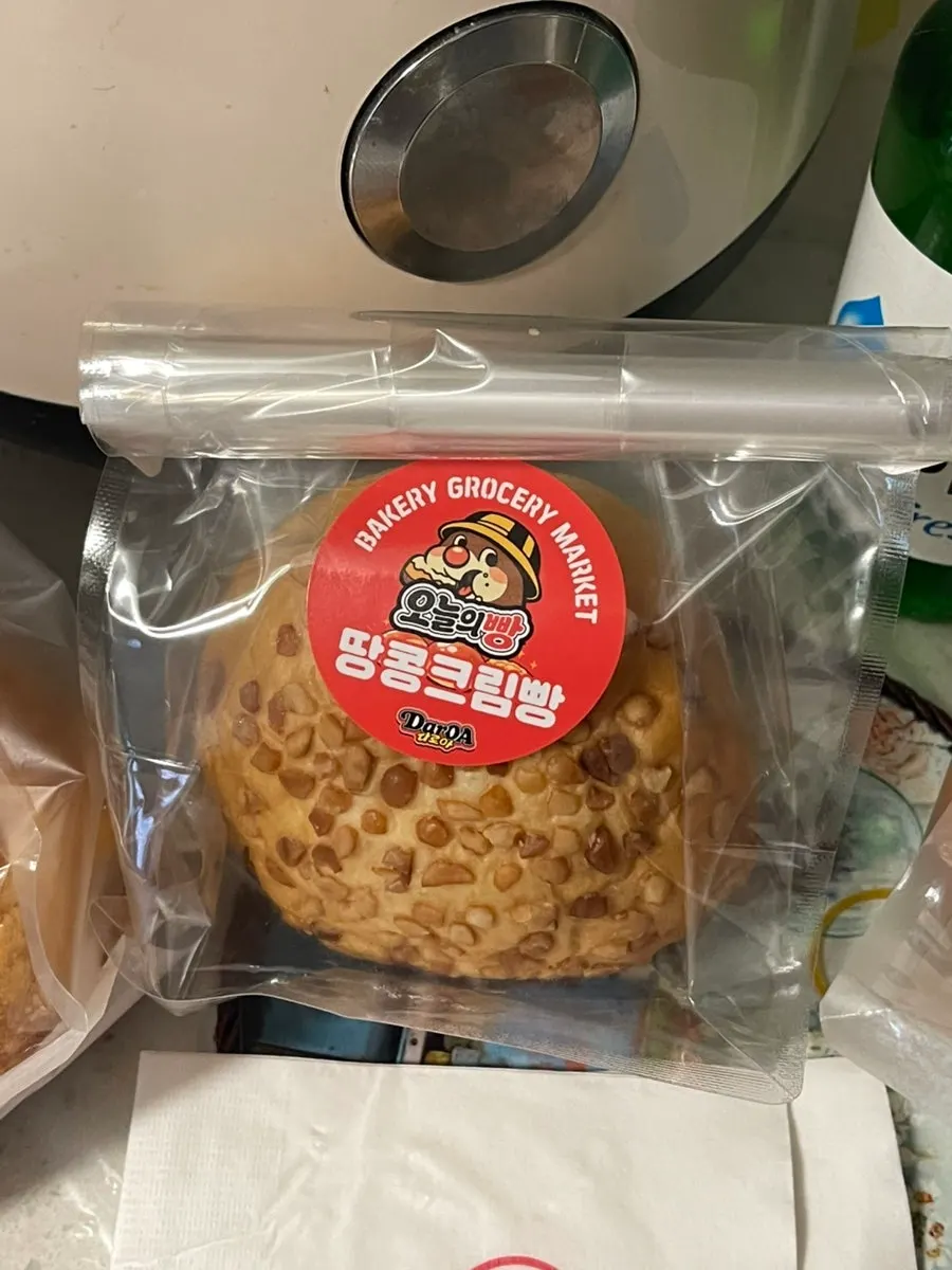Soboro red bean bread and peanut cream bread received as a freebie