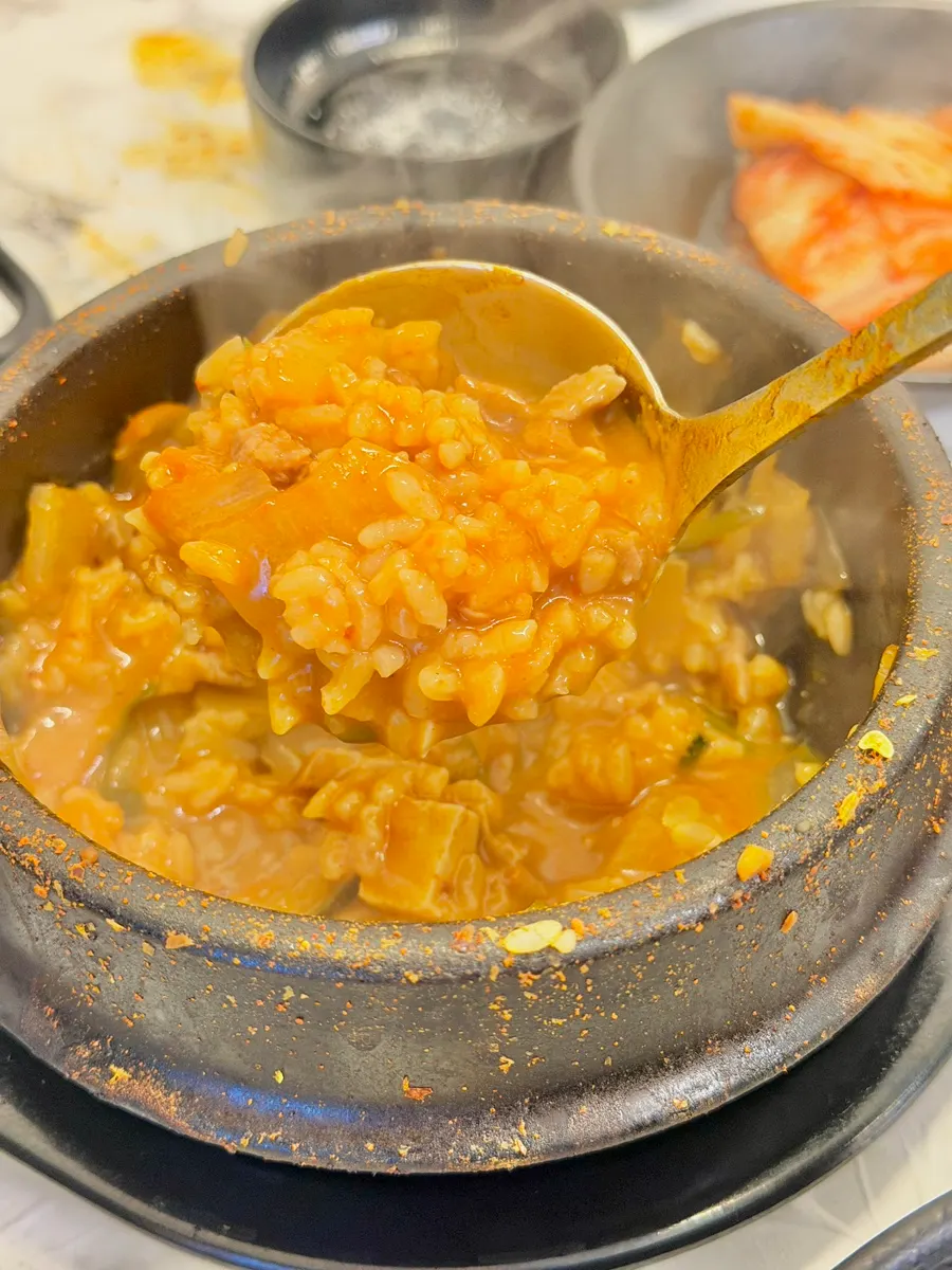 Doenjang sulbap with meat and vegetables