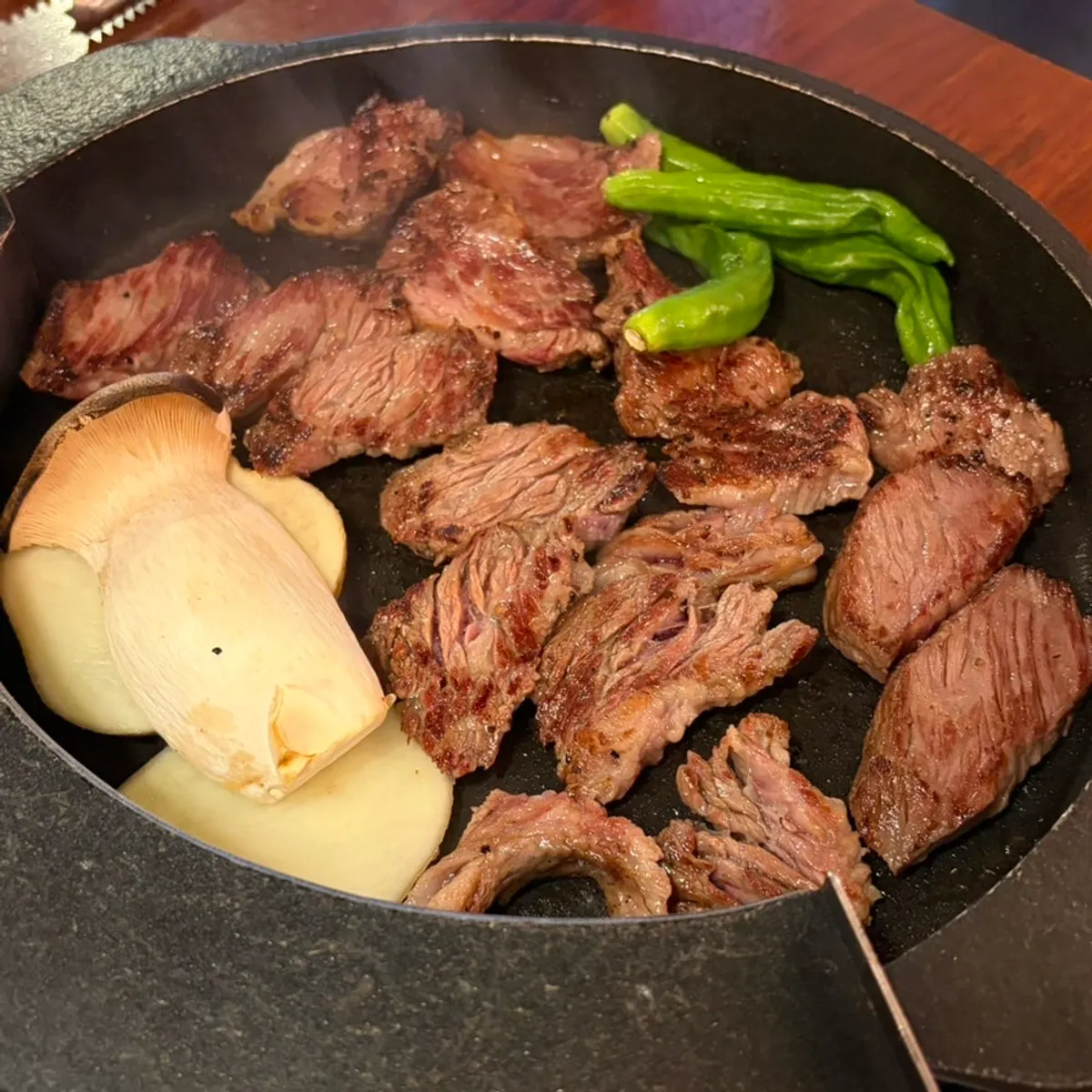 우돈탄 다산본점 숯불 우대갈비 대표 사진
