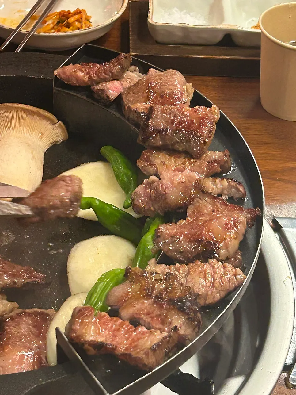 직원이 굽는 우대갈비