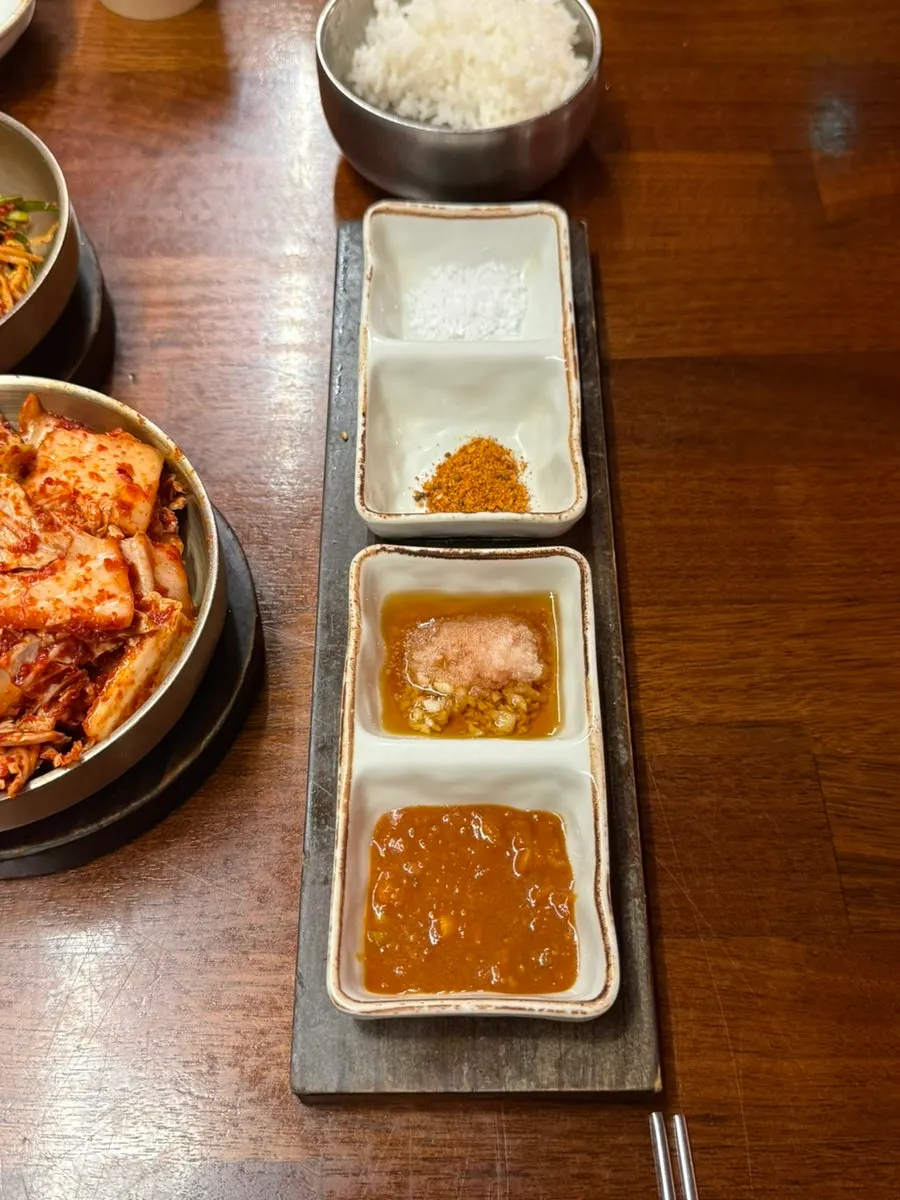Grill and tableware set on the table