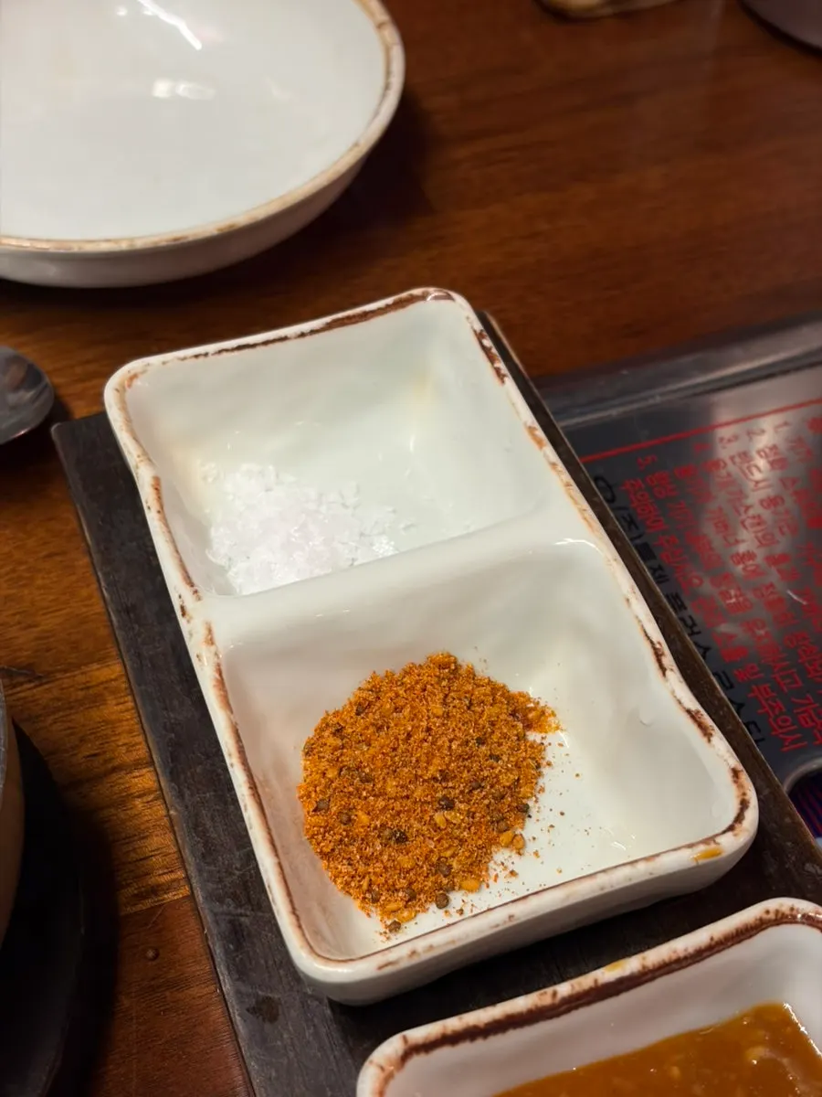 Udontan side dishes and sauces