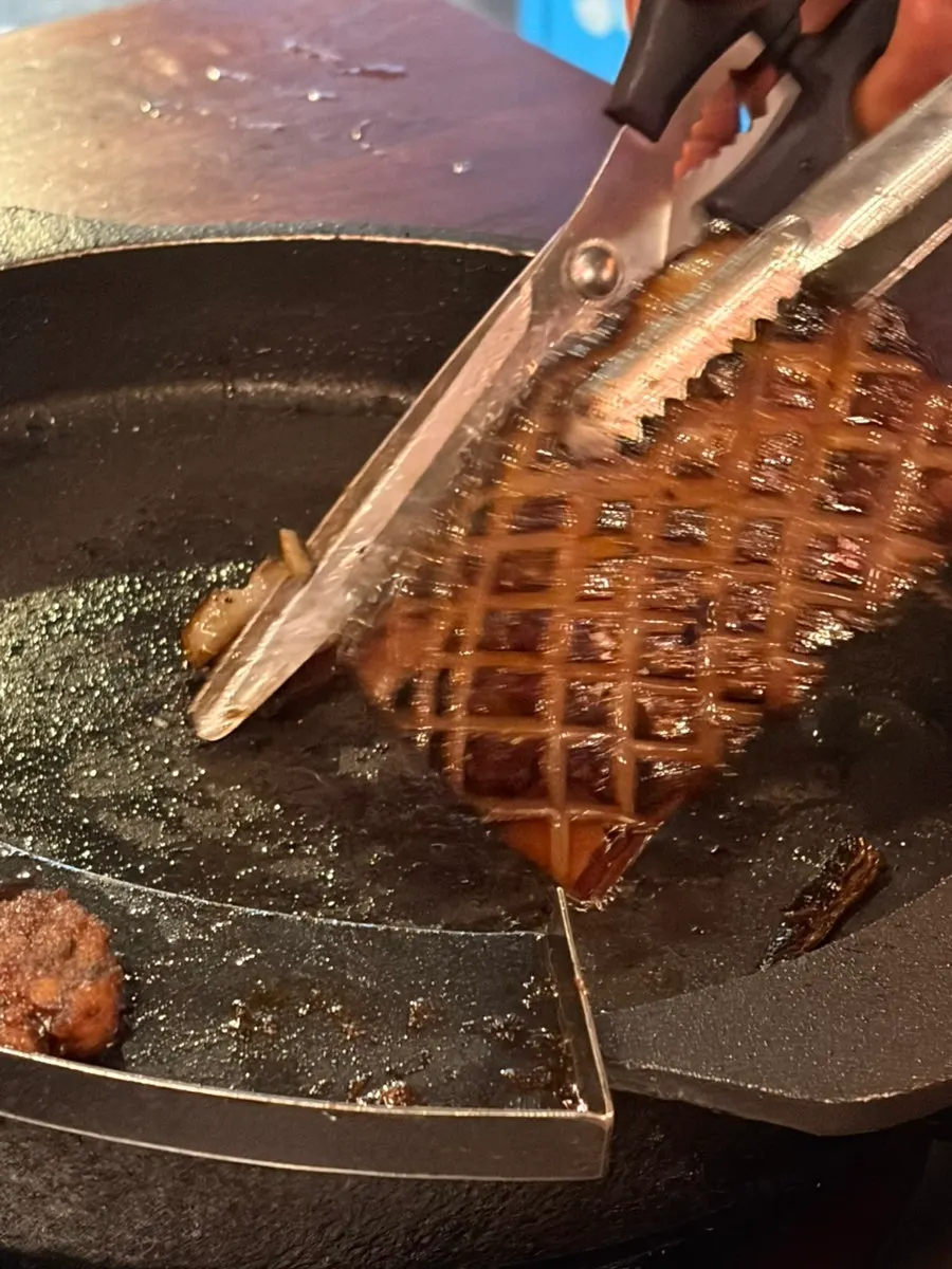 Ordered charcoal honeycomb pork skin
