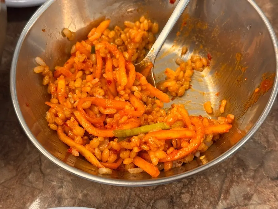 Barley rice and radish salad before mixing
