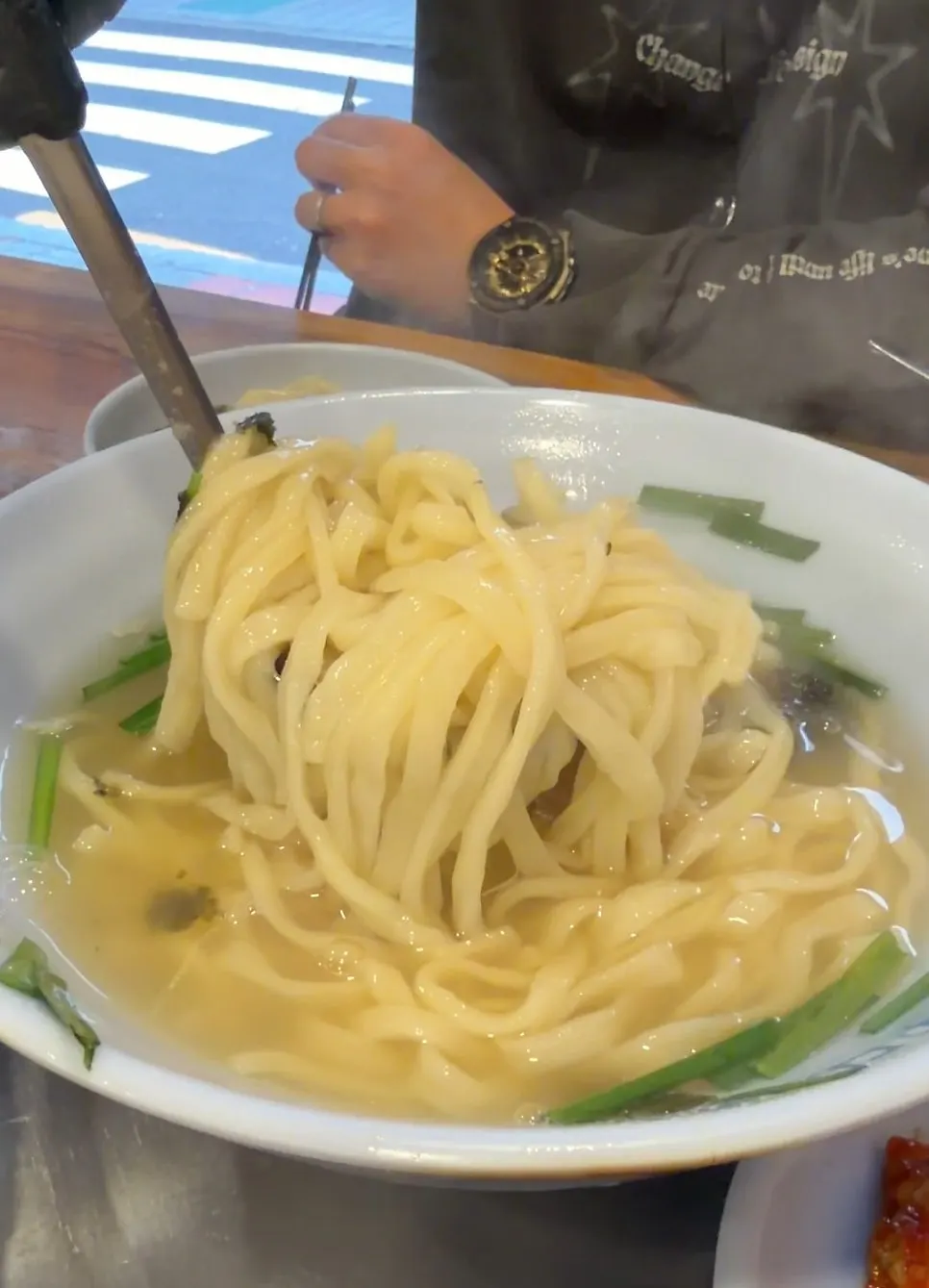 Visiting Daseon Kalguksu Main Branch near Suwon Station