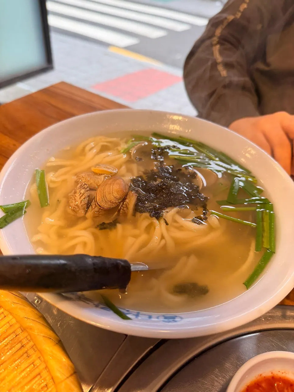 The full kalguksu set meal spread