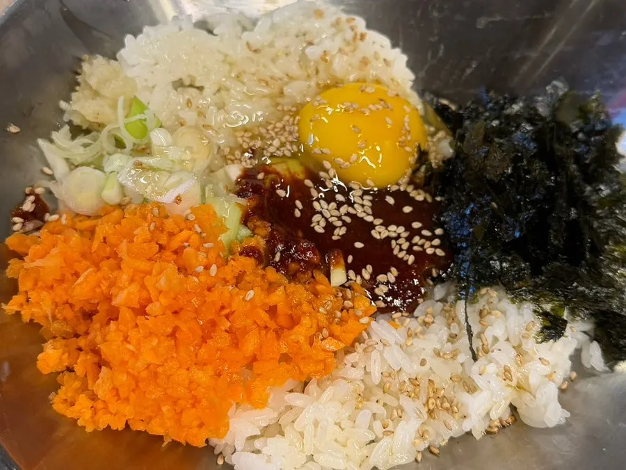 밥과 함께 먹는 얼큰돼지찌개 한 그릇