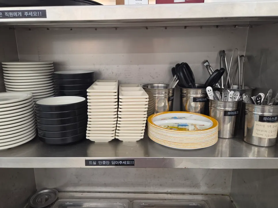 Kids' dishware, forks, and spoons ready for use