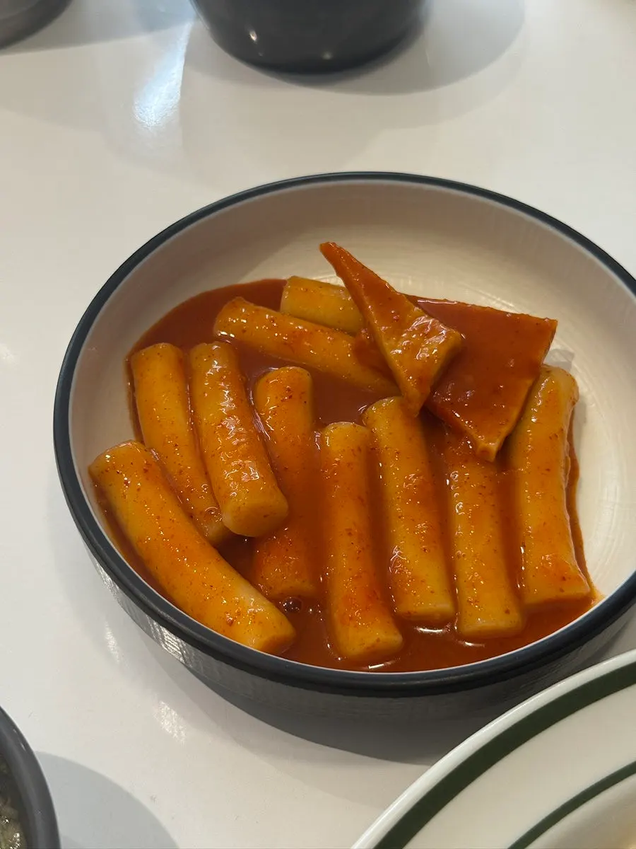 셀프바에서 받아온 스프 한 그릇