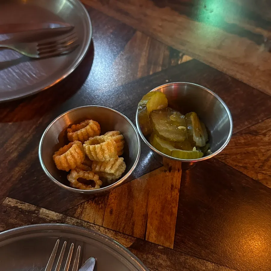 Jjanggu crackers served as a basic side snack