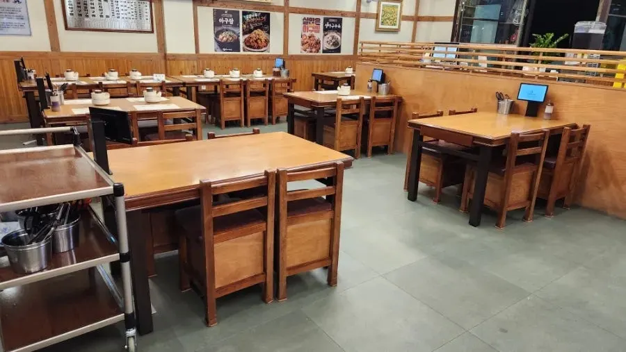 View of the neatly arranged hall tables