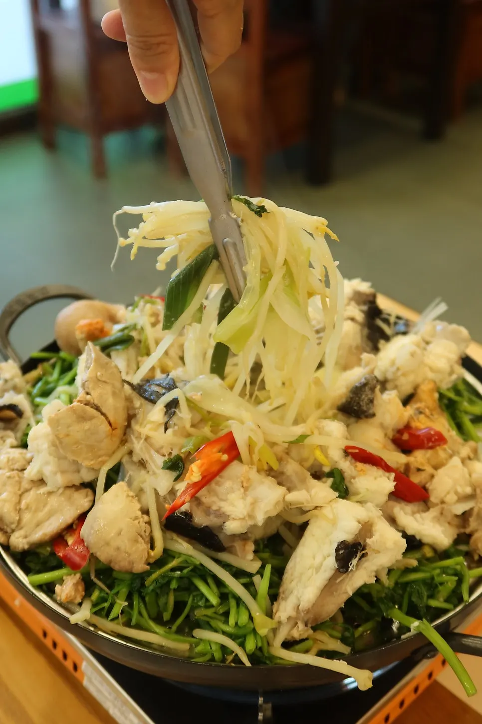 The monkfish stomach in the medium raw monkfish sujeuk