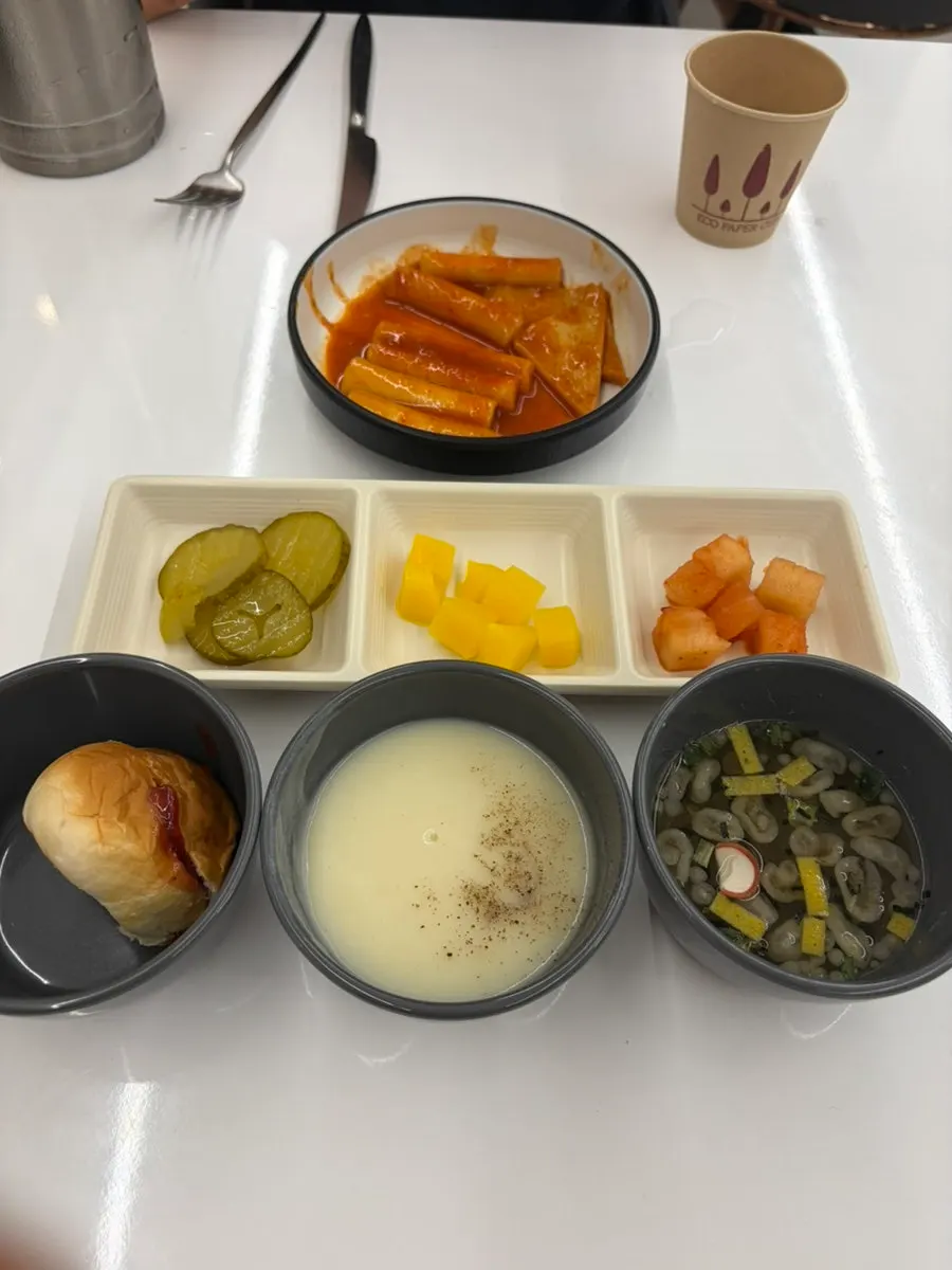 Unlimited wheat rice cake tteokbokki